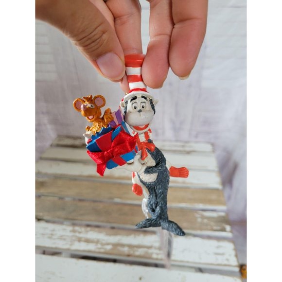 Midwest cannon falls Dr Seuss present ornament Xma - Picture 4 of 6